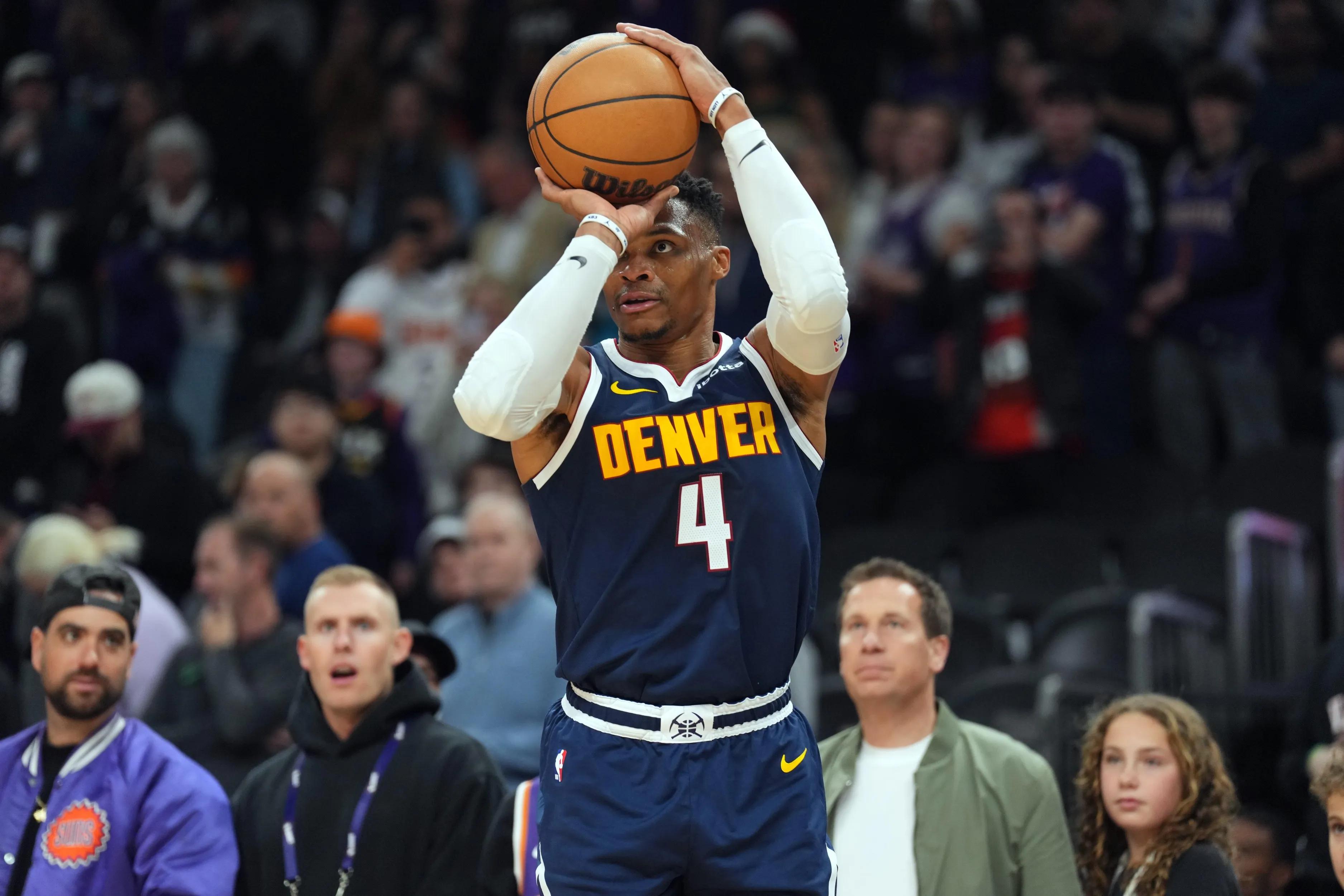 开云体育-关于冲刺阶段NBA常规赛传出新动向,多特蒙德临场应变,管理层表态:气氛紧张,高层口径保持一致的信息