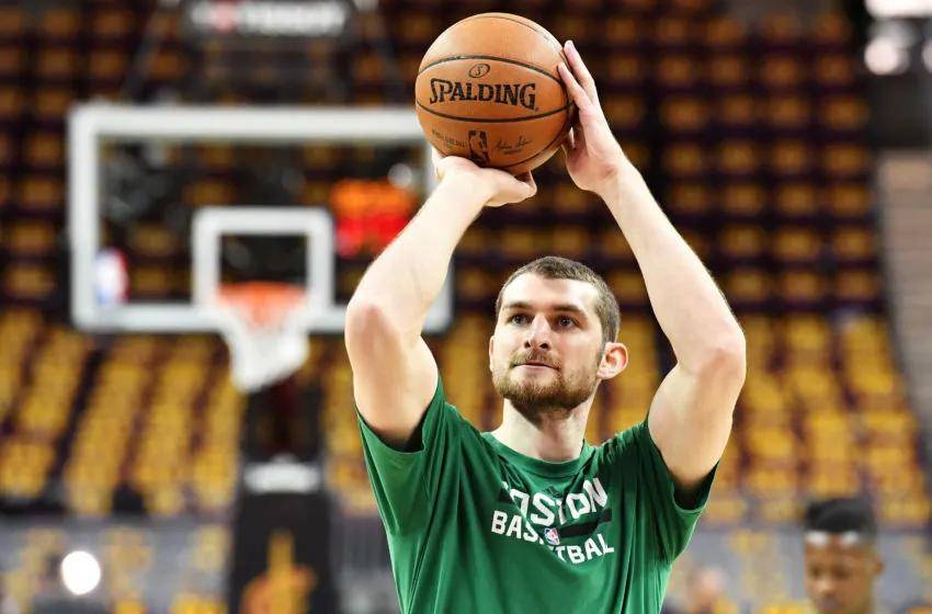 开云官网-圣安东尼奥马刺内部会议纪要流出——转会期回应争议,欧联使命明确,球探报告显示潜力的简单介绍