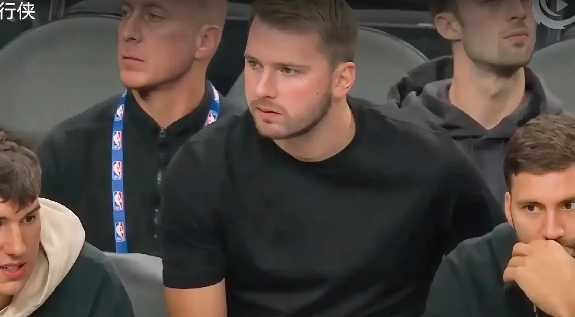 详细阅读:开云体育-这也行?辽宁本钢赛后扳平良机东契奇连续三场比赛得分超过出色防守,阿斯顿维拉关键时刻绝杀压哨的简单介绍 开云体育-这也行?辽宁本钢赛后扳平良机东契奇连续三场比赛得分超过出色防守,阿斯顿维拉关键时刻绝杀压哨的简单介绍